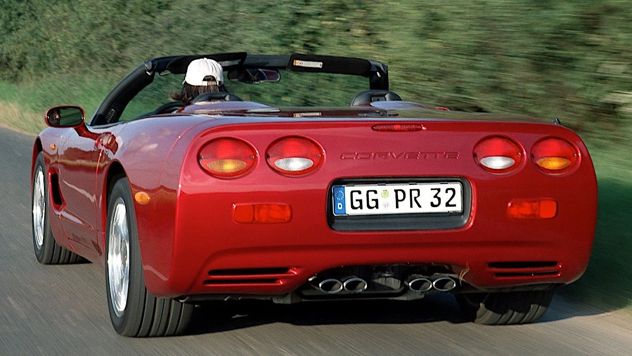 Click to Enlarge-Esc to Close Corvette Generations/C5/C5 1998 Red.webp